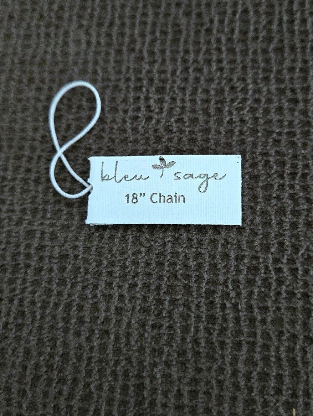 bleu💙 sage Stationary Flowers🌸 Necklace - NWT - Picture 7 of 15